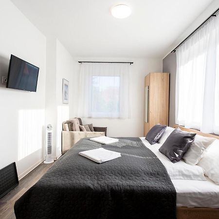 Horvath Apartman Fertod Exterior photo