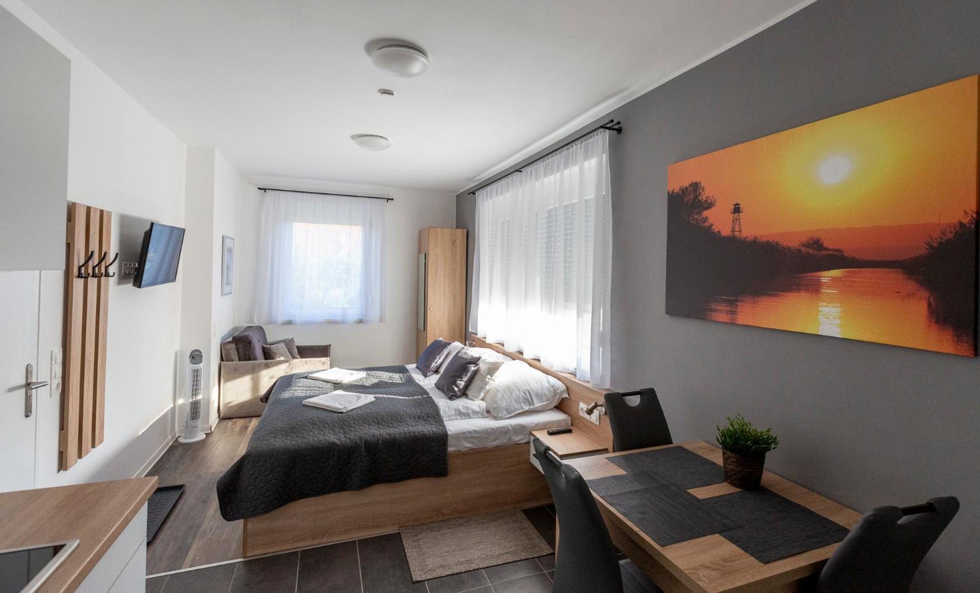 Horvath Apartman Fertod Exterior photo