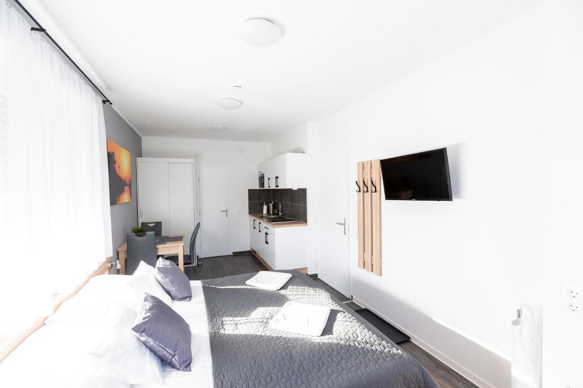 Horvath Apartman Fertod Exterior photo
